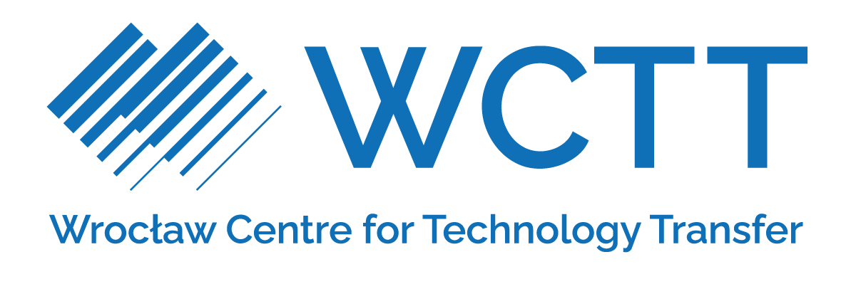 Logo WCTT - kolorowe, angielskie